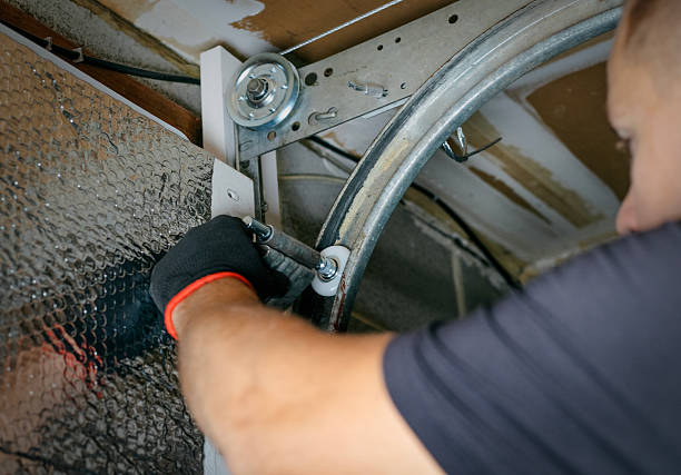 Affordable Garage Door Panel Replacement solutions in Palmetto Bay, FL